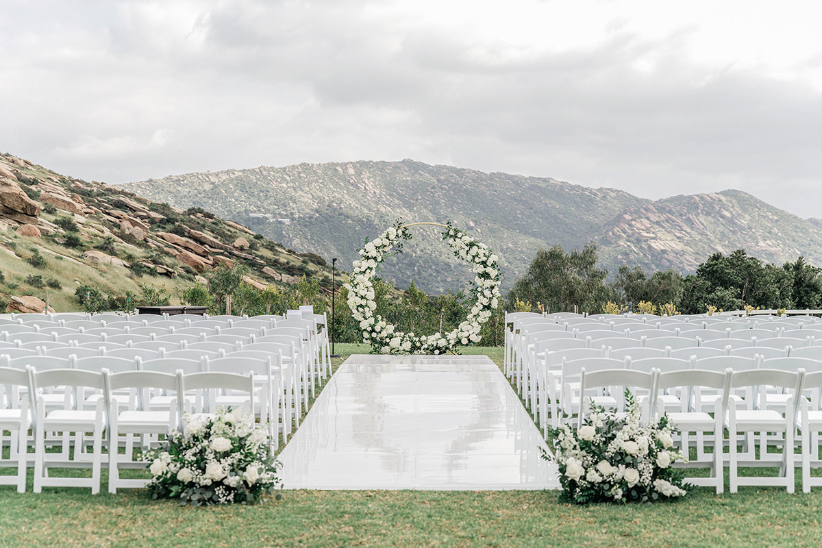 hummingbird nest q vineyard wedding