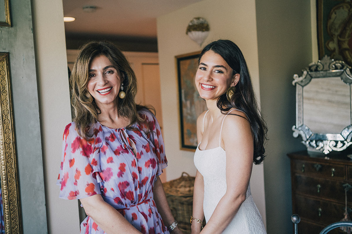 who pays for the bridal shower