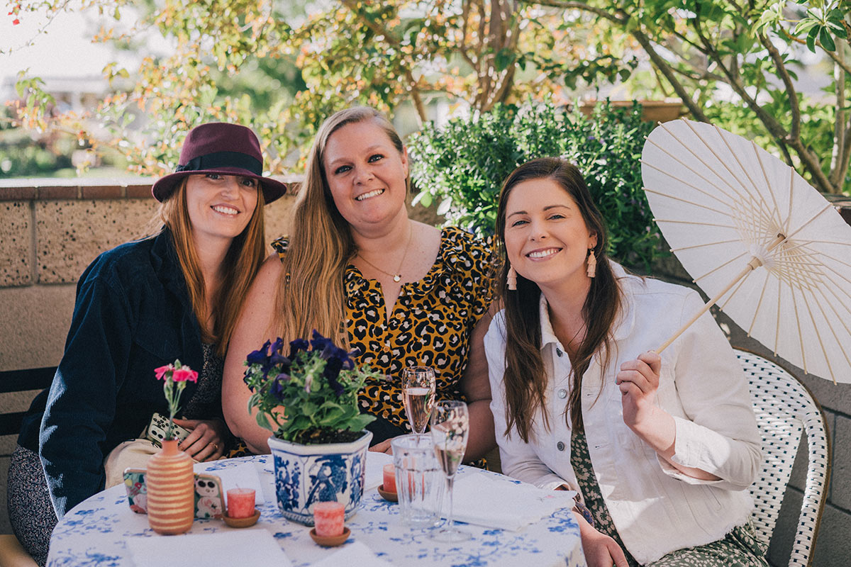 who covers the cost of the wedding shower