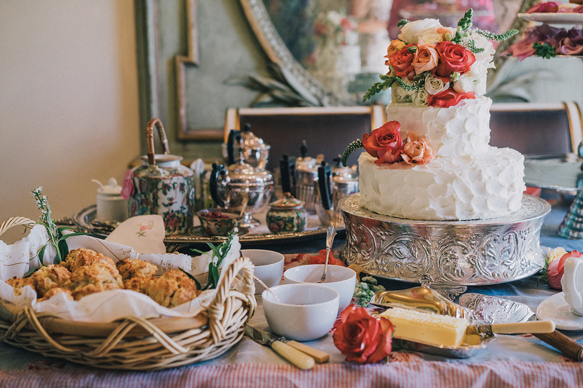 who pays for the bridal shower