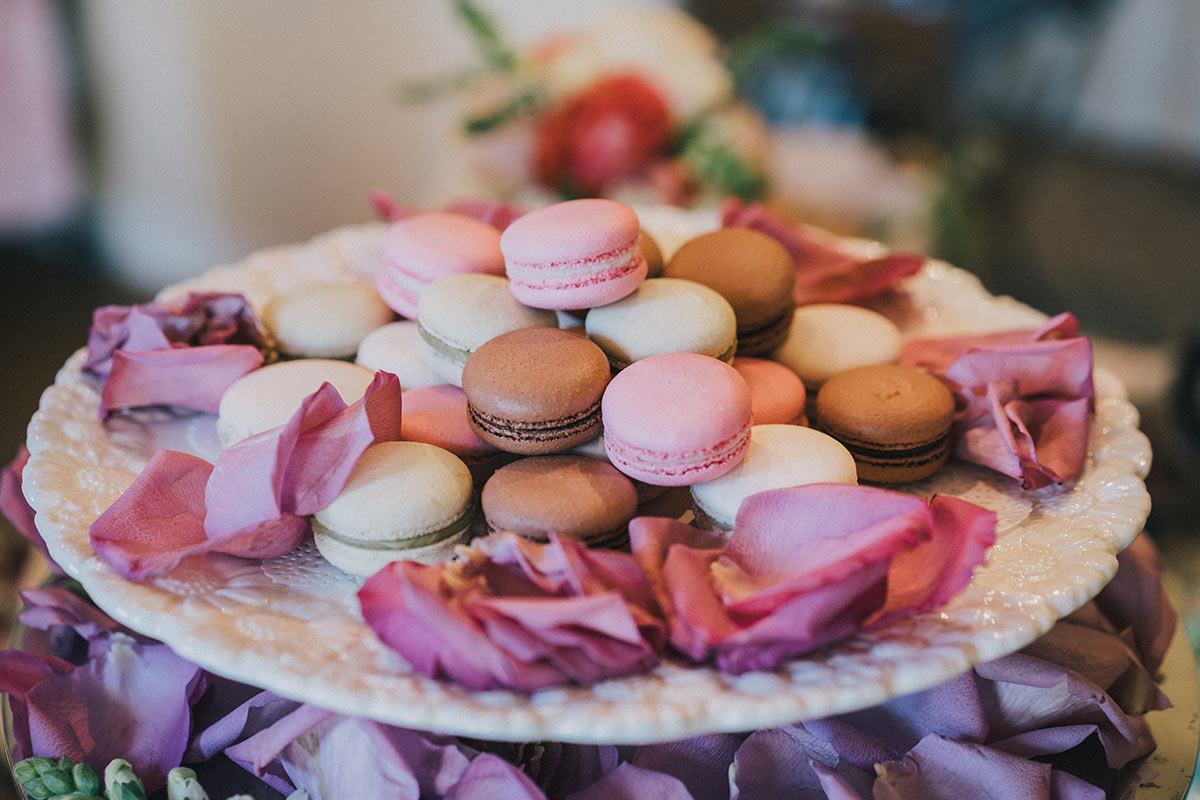 who covers the cost of the wedding shower