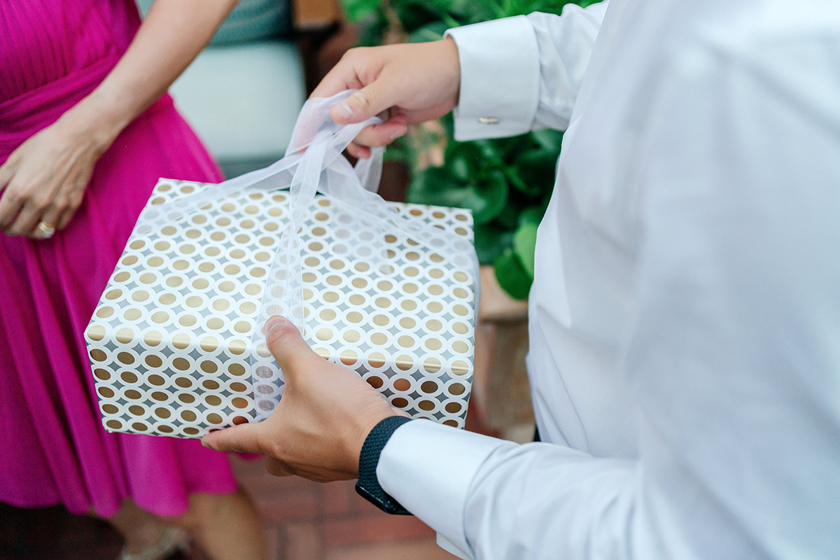 gift for your fiancé