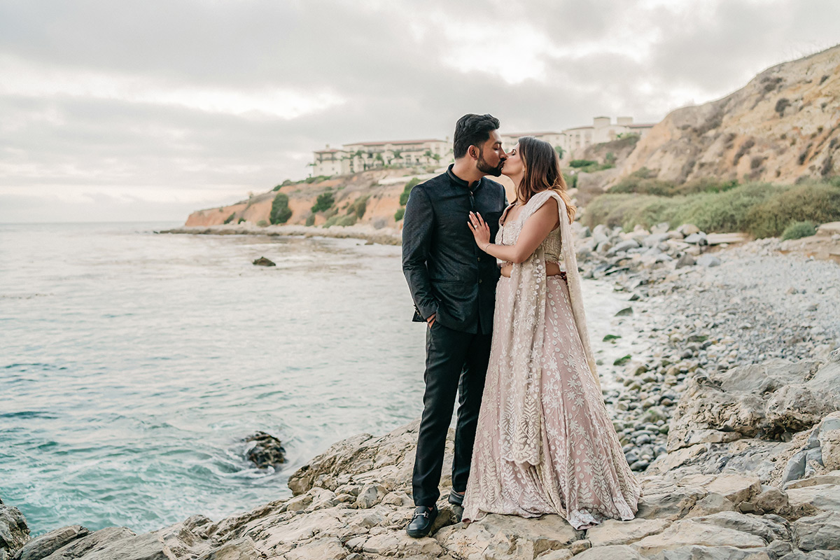 what to wear for engagement photos