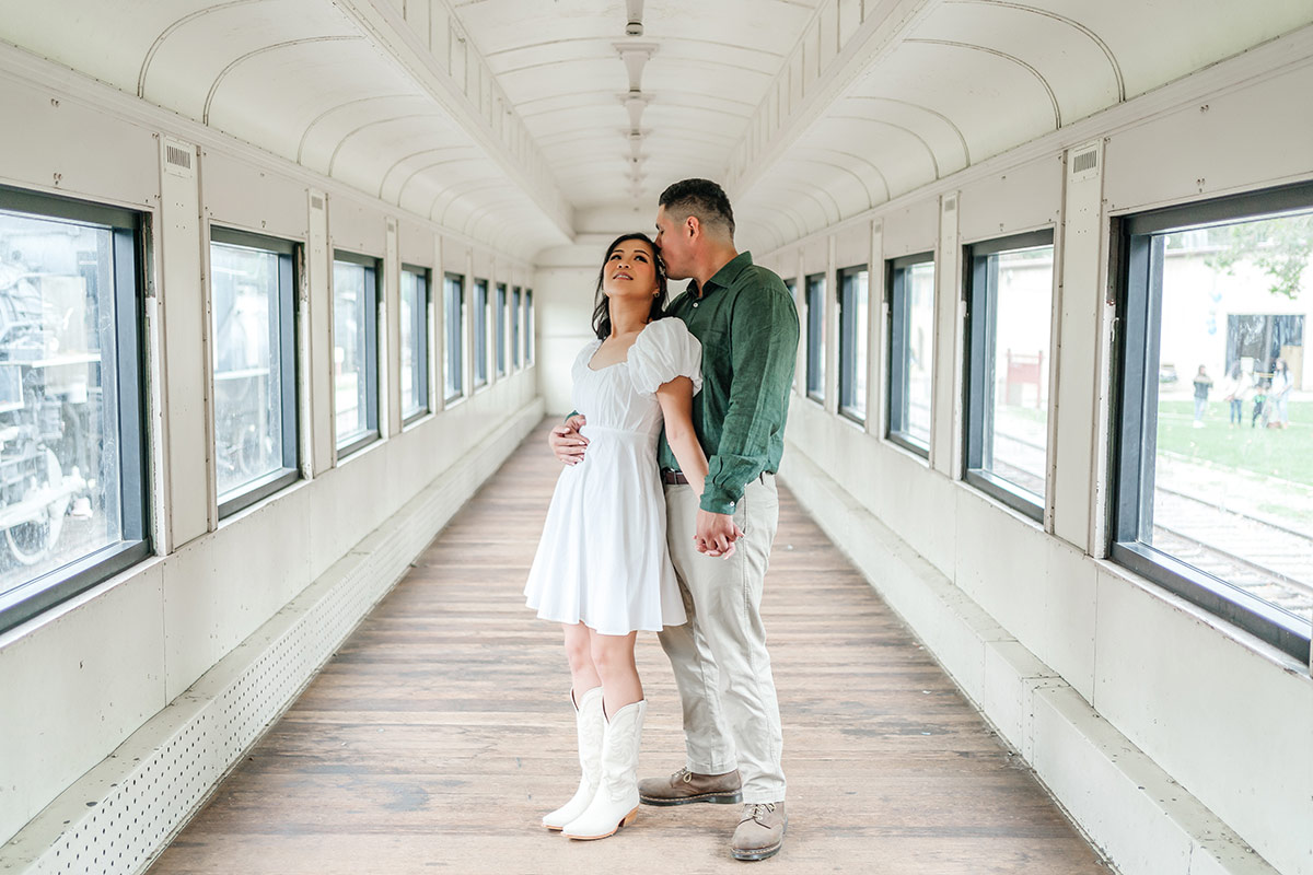 choosing your engagement session outfits