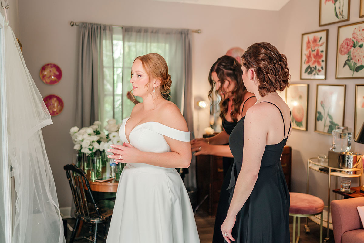 documentary style wedding photographers