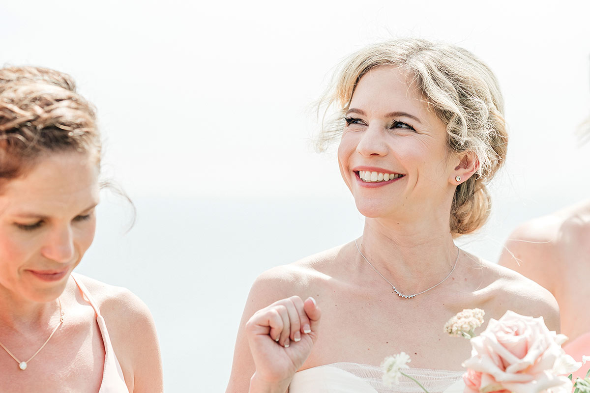 documentary style wedding photographers