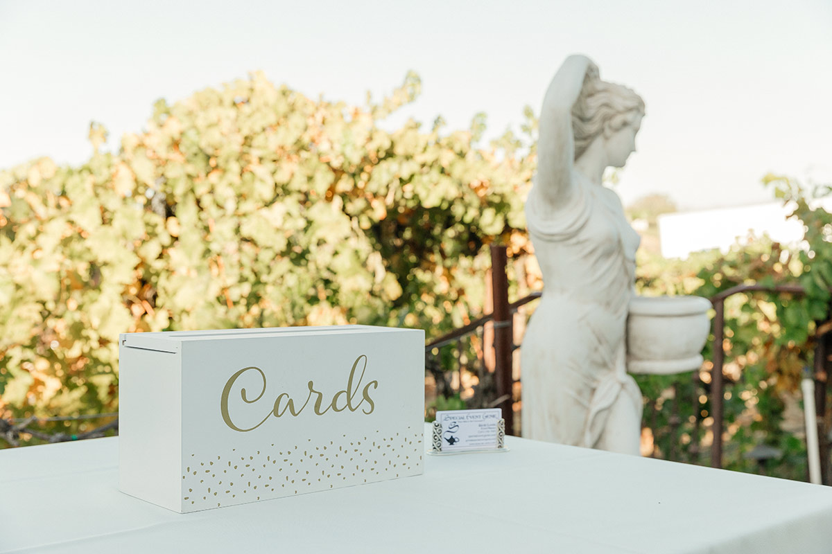 wedding wishing well